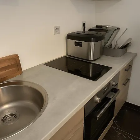 Cozy 2 Bedroom Close To Paris Appartement *